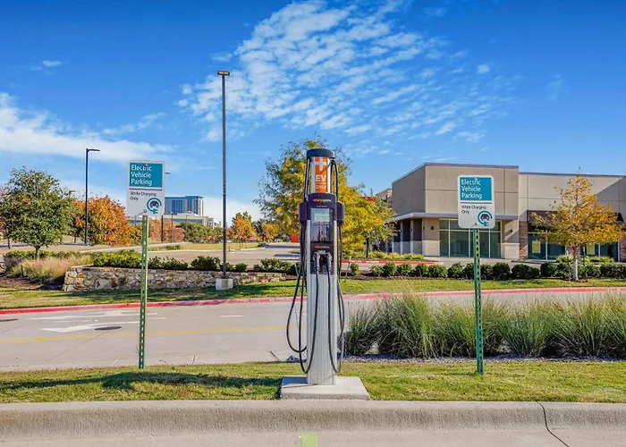 Home2 Suites Plano Legacy West