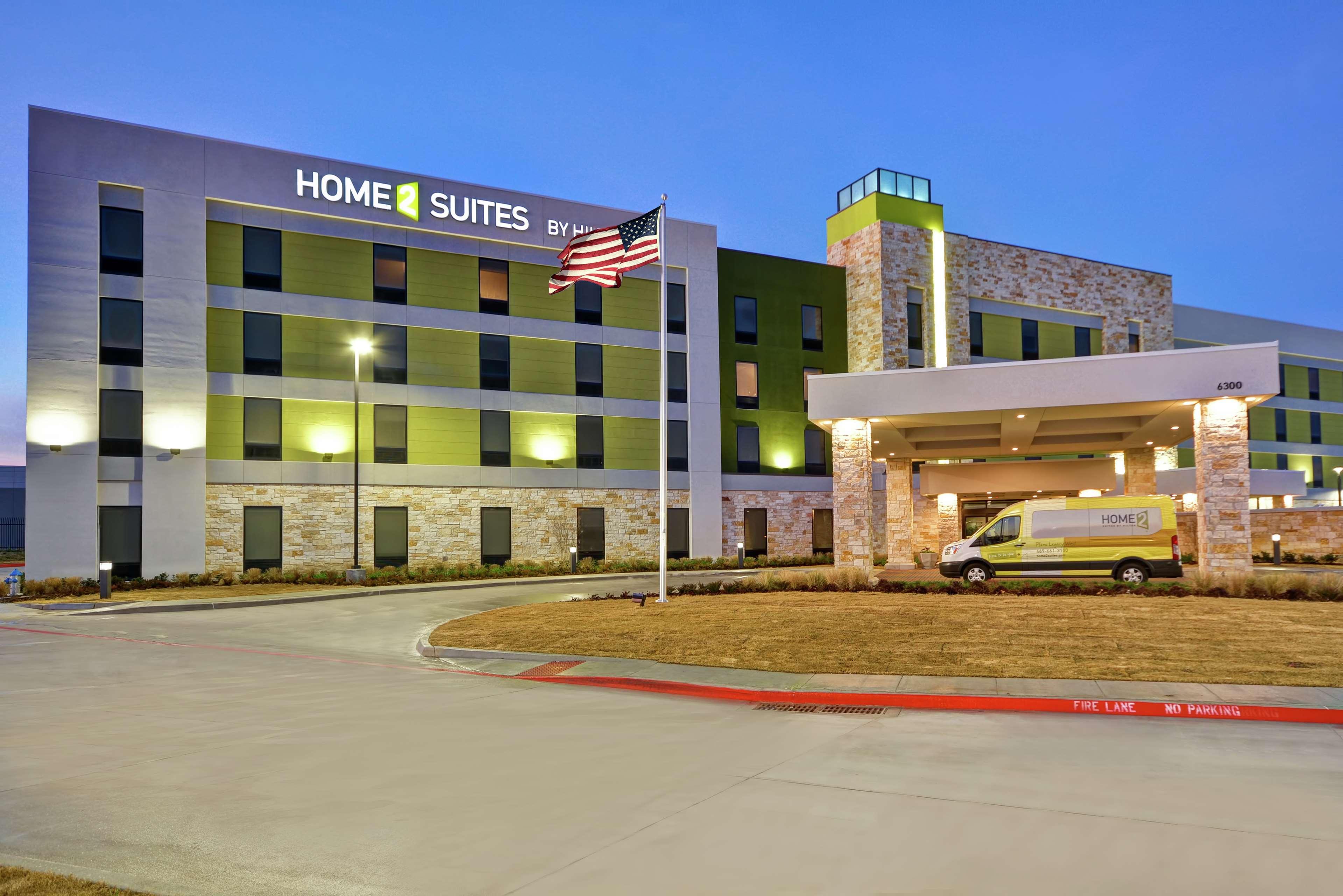 Home2 Legacy West Hotel 3*