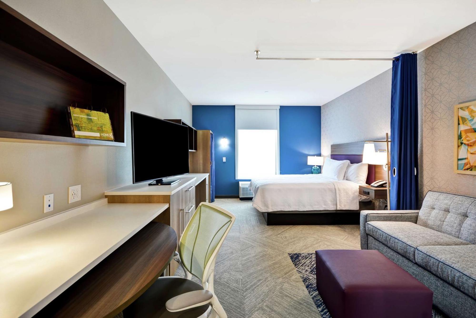 Hotel Home2 Legacy West